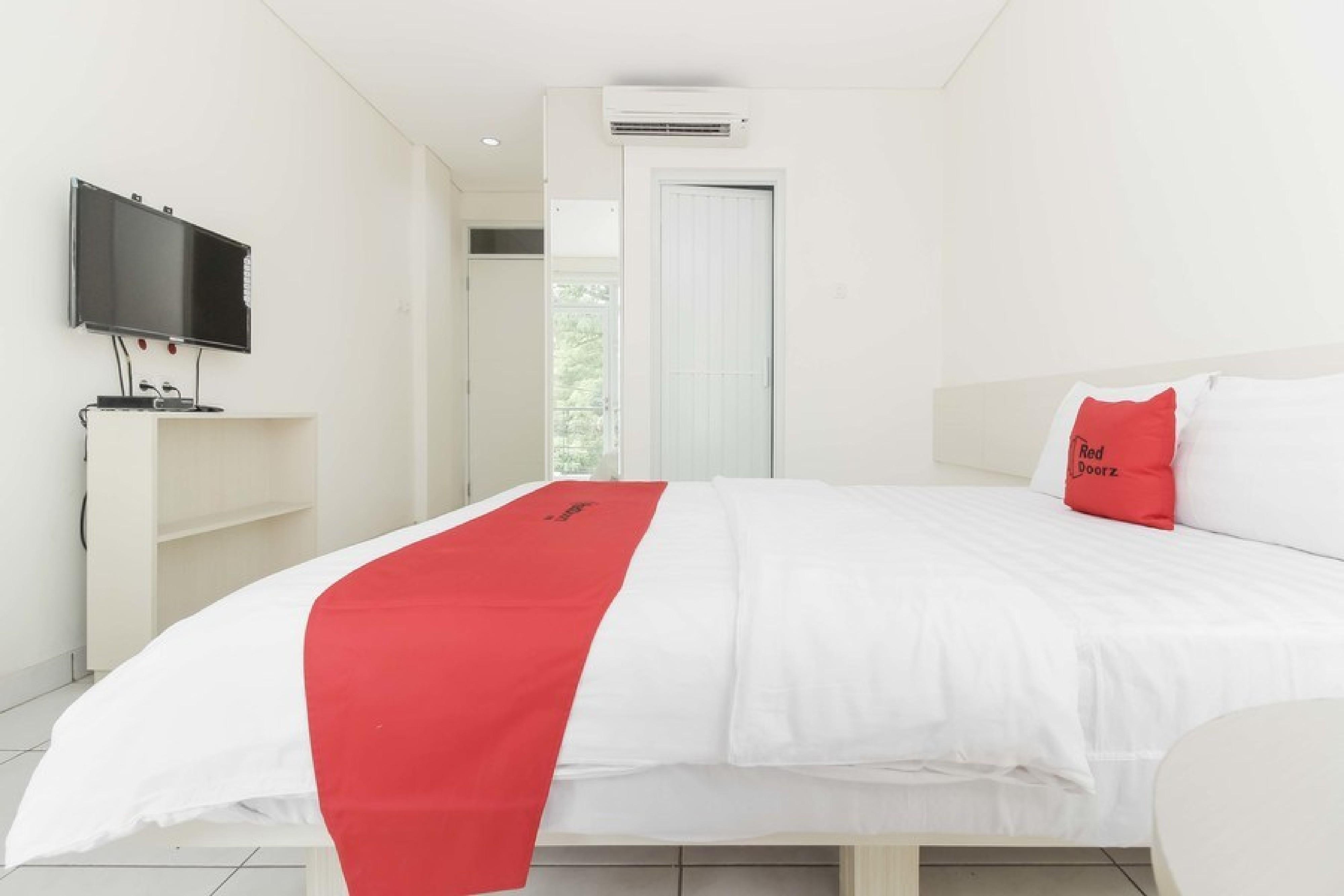 Reddoorz Near Pancoran Hotel Jakarta Kültér fotó