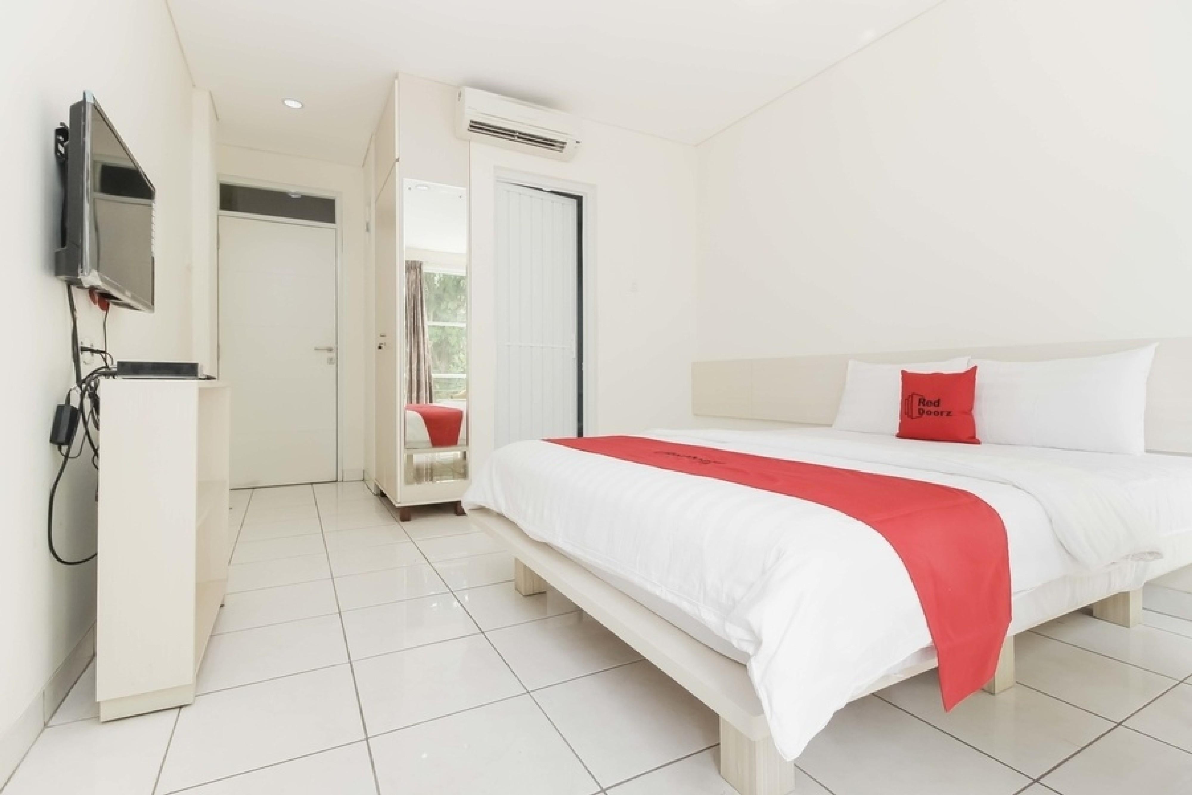 Reddoorz Near Pancoran Hotel Jakarta Kültér fotó