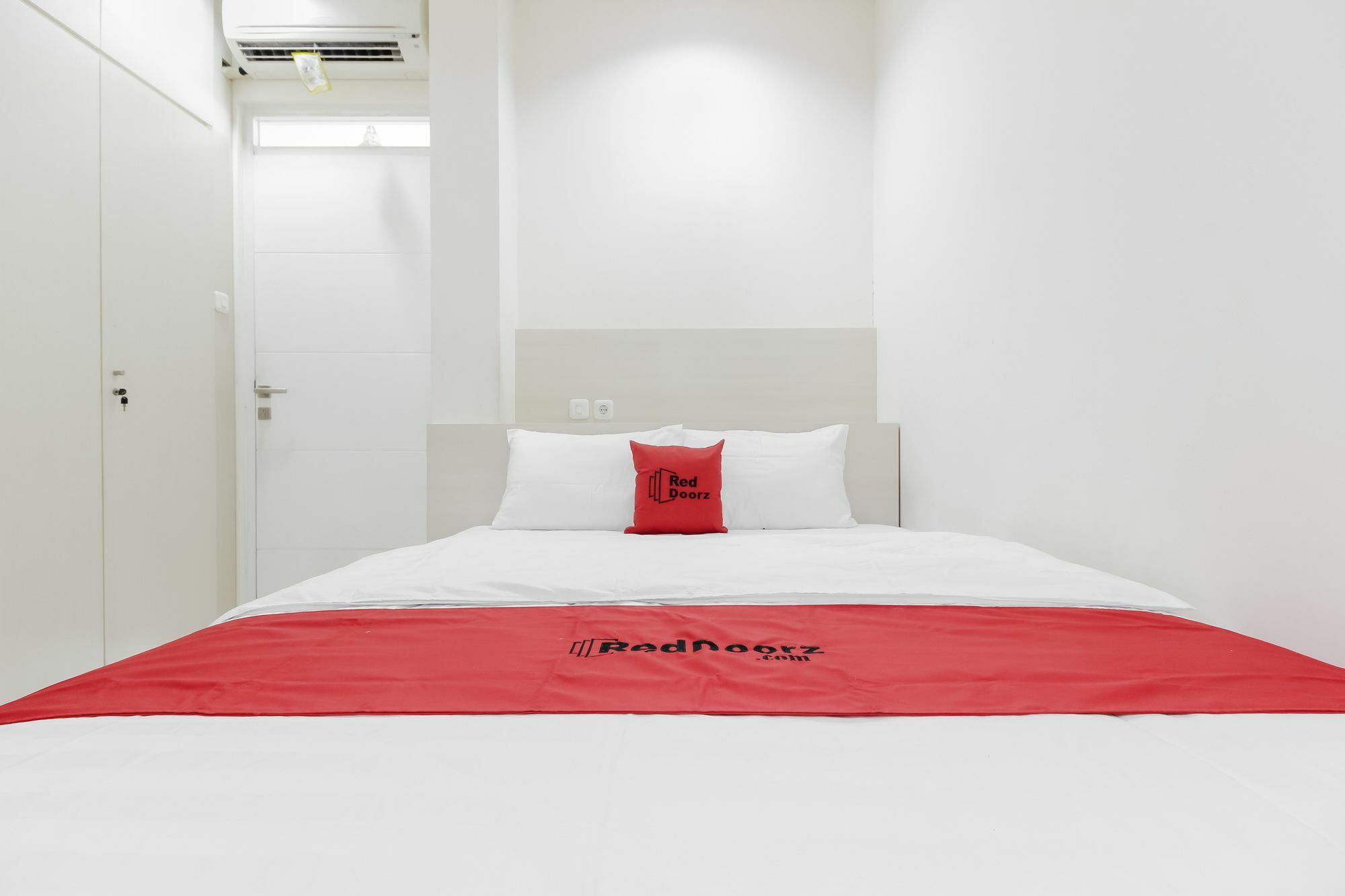 Reddoorz Near Pancoran Hotel Jakarta Kültér fotó